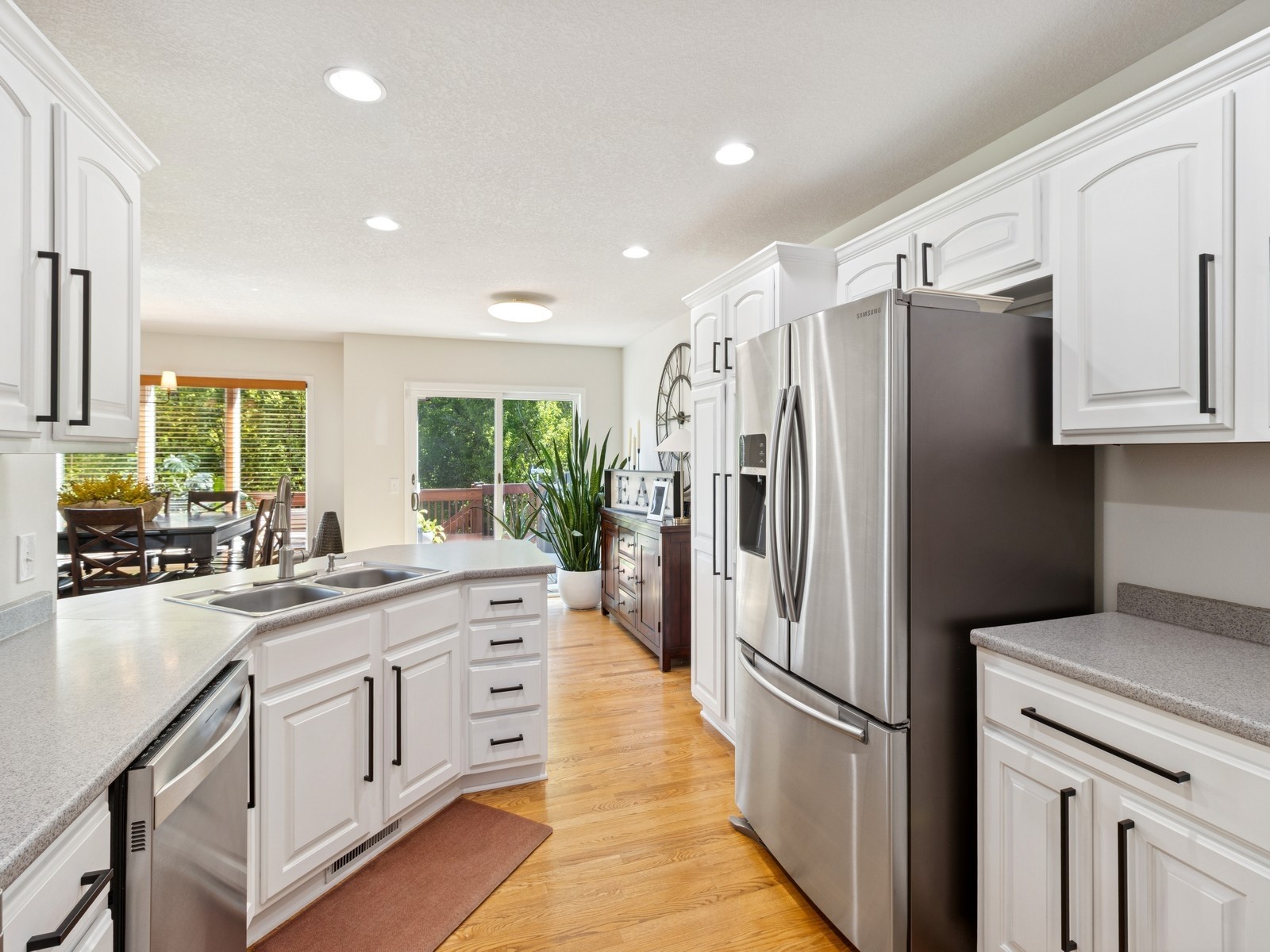 1702 Quail Cove Court, West Des Moines, Iowa image 13