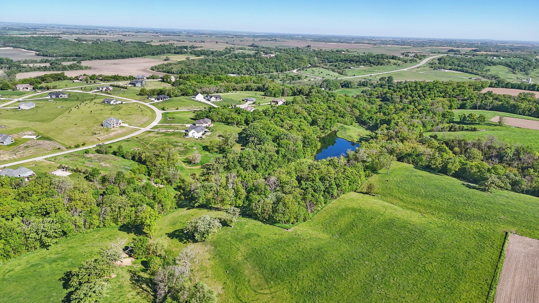 1804 Millstream Court, Winterset, Iowa image 6