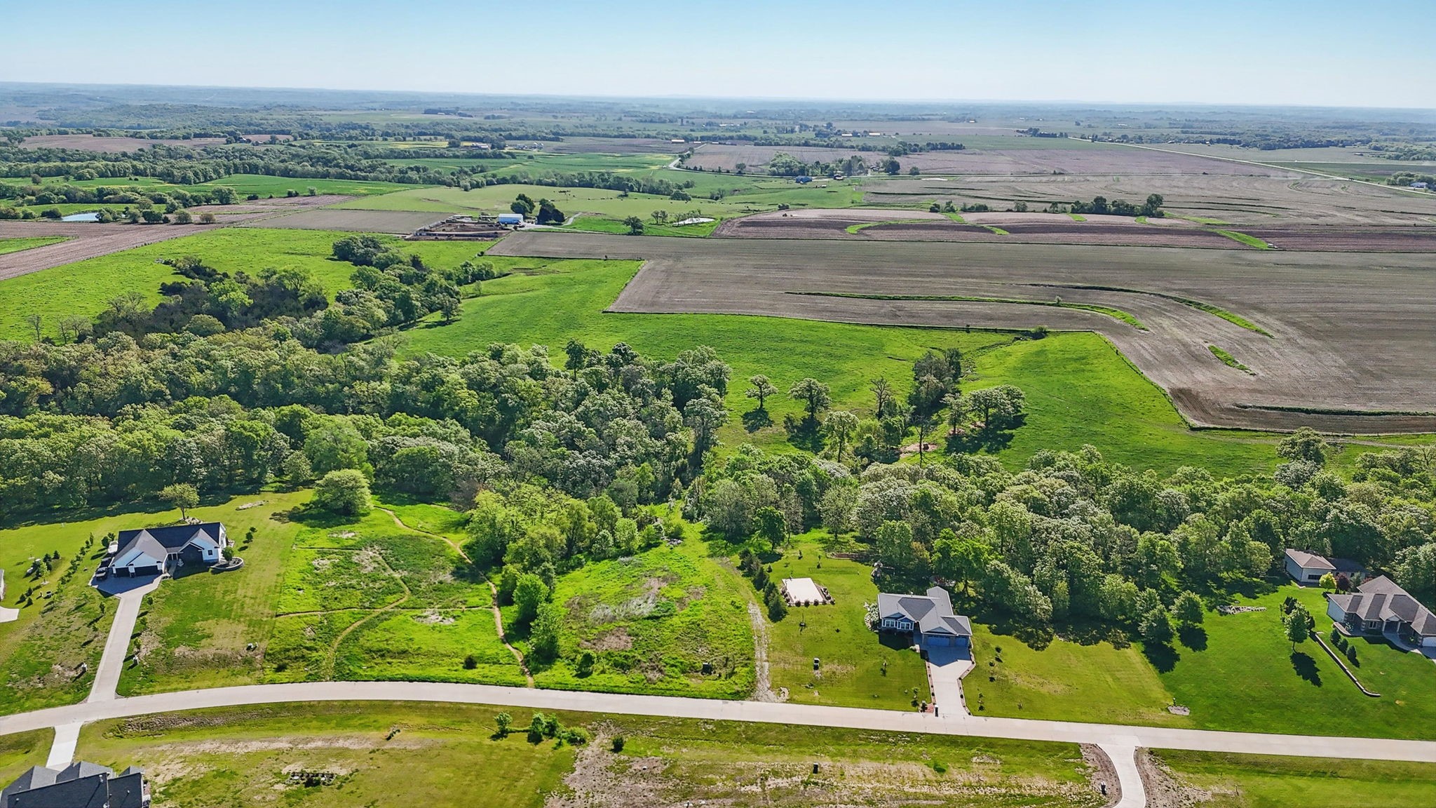 1804 Millstream Court, Winterset, Iowa image 3