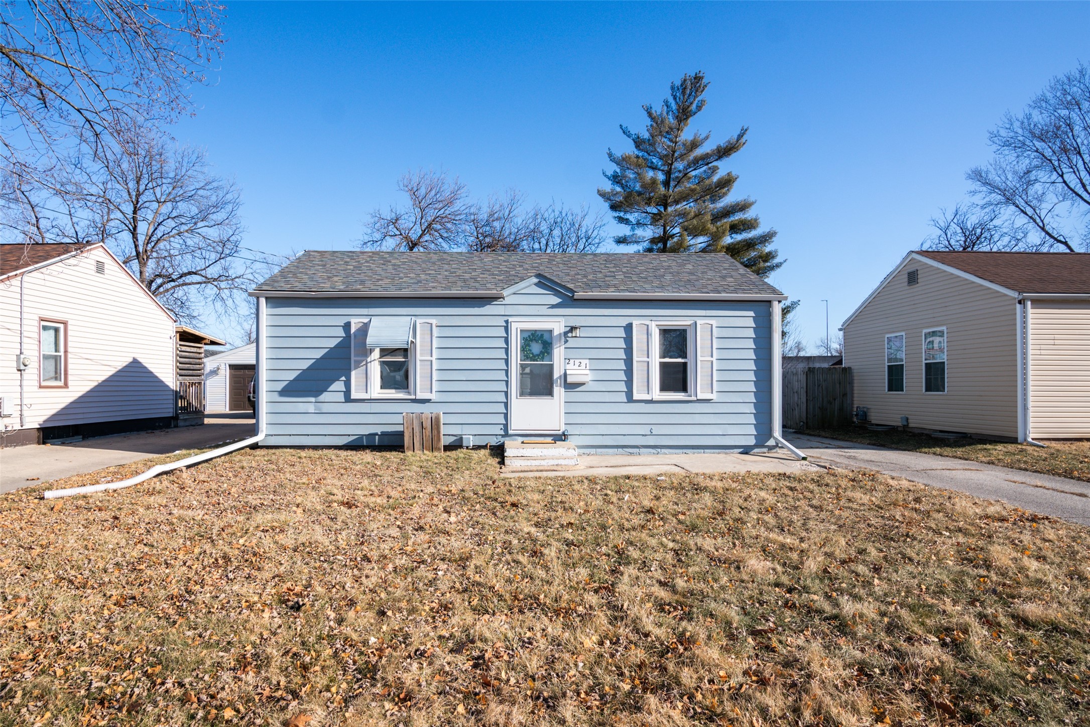 2121 E 21st Street, Des Moines, Iowa image 1