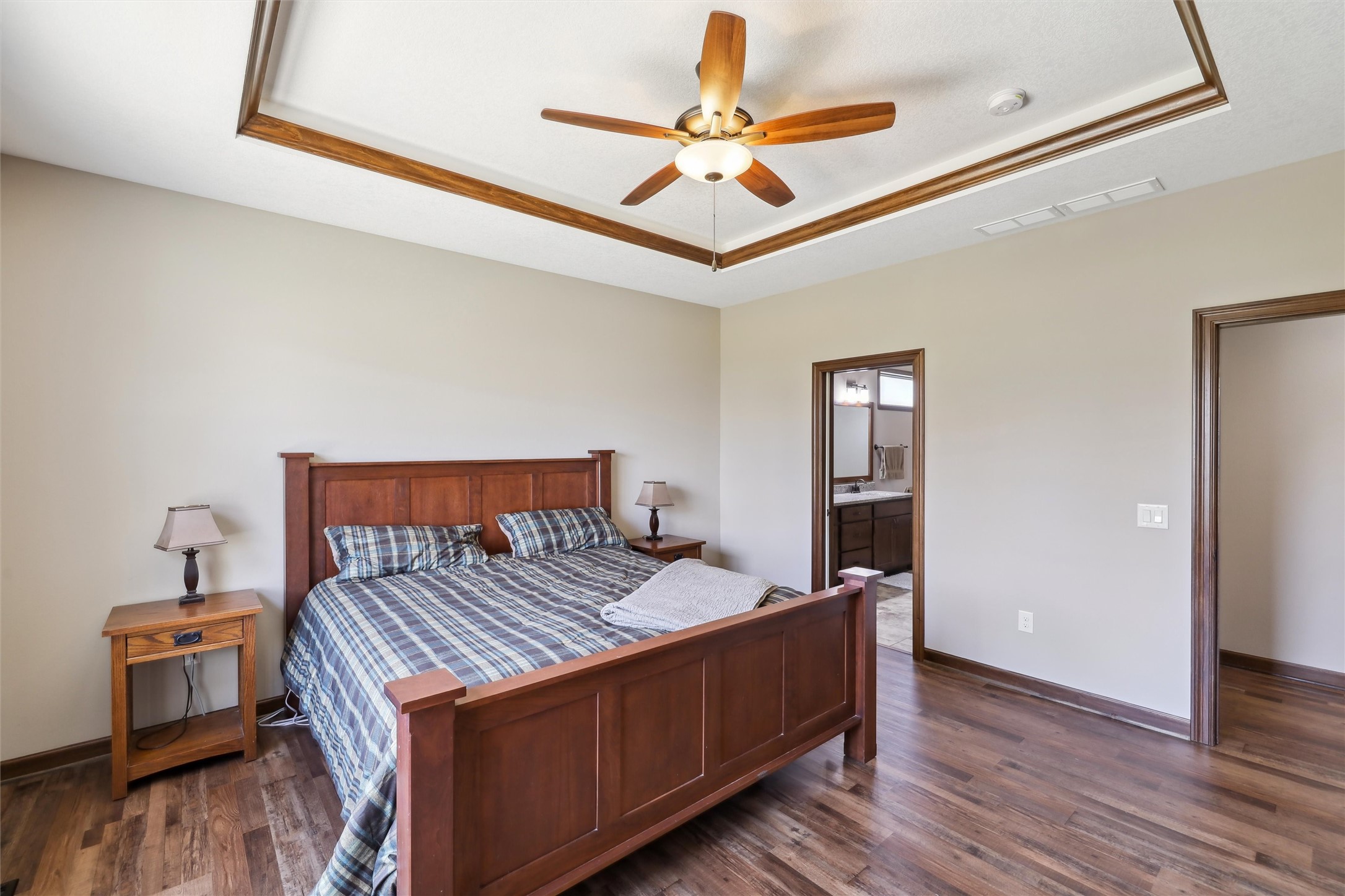 16548 Horton Drive, Clive, Iowa image 9