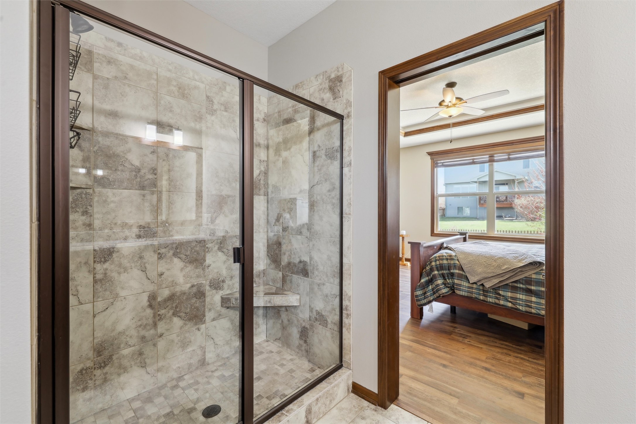 16548 Horton Drive, Clive, Iowa image 11