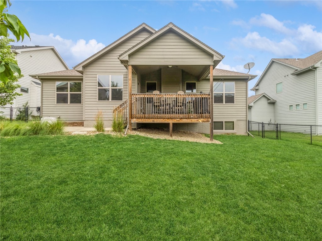 16548 Horton Drive, Clive, Iowa image 32