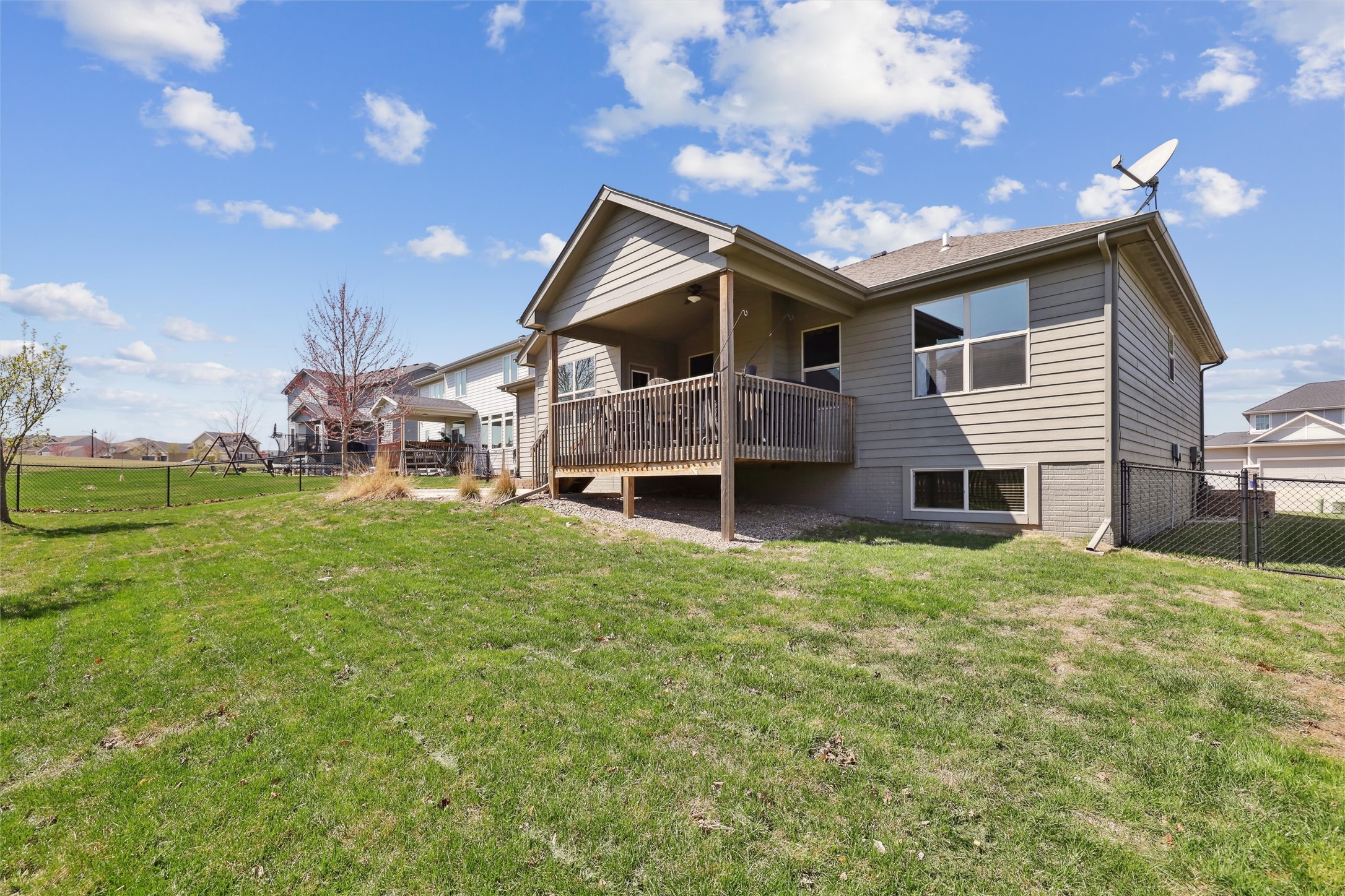16548 Horton Drive, Clive, Iowa image 27