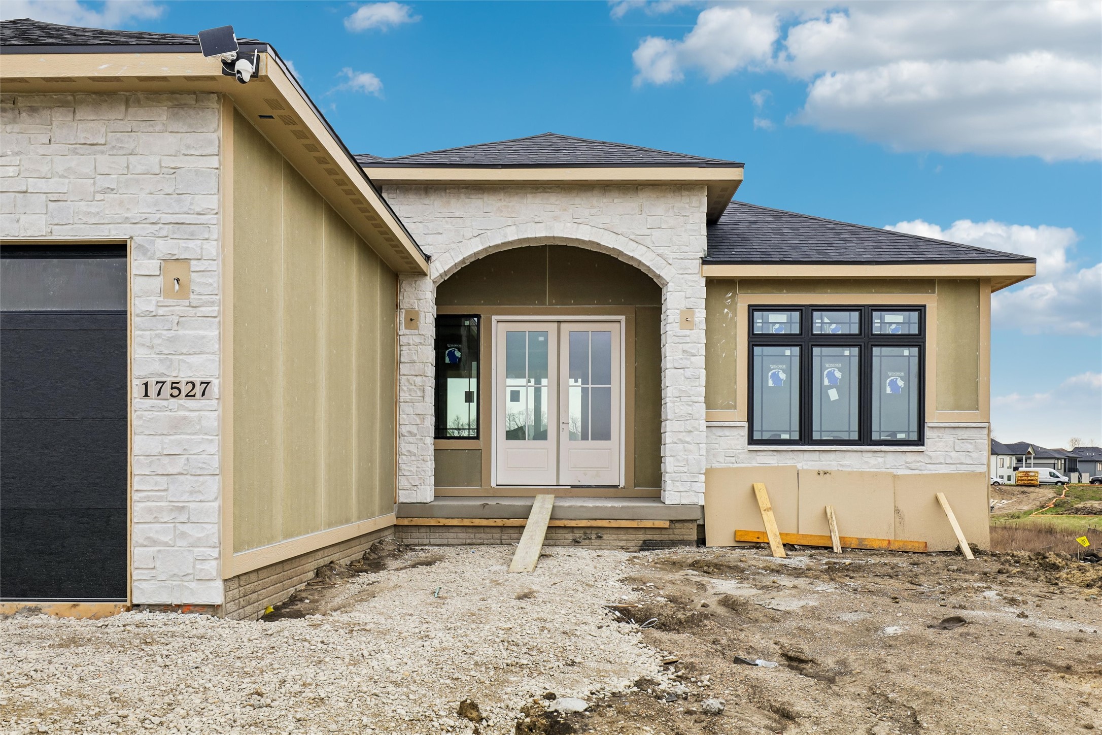 17527 North Valley Drive