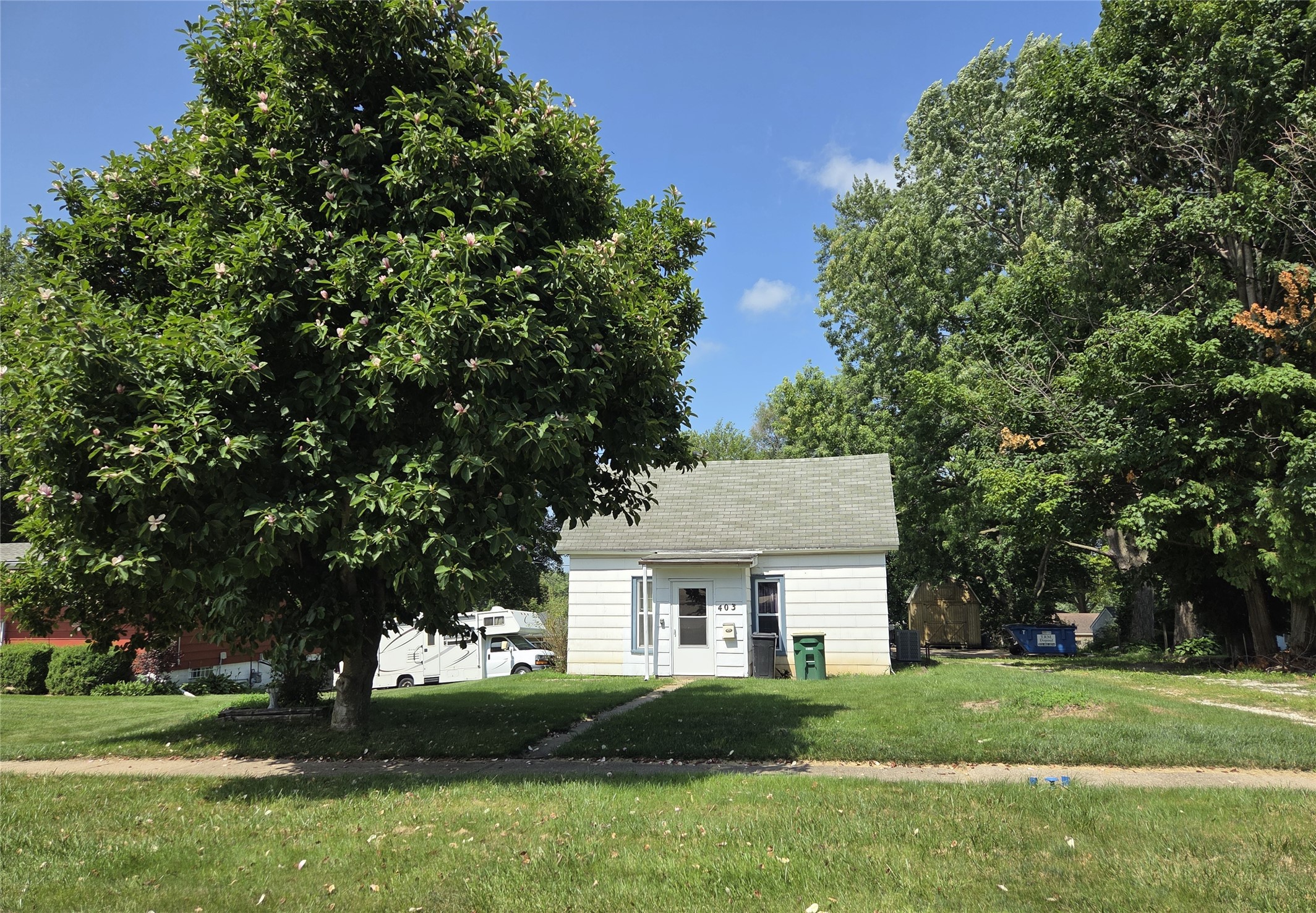 Photo 1 of 27 — 403 N I Street, Indianola, IA 50125