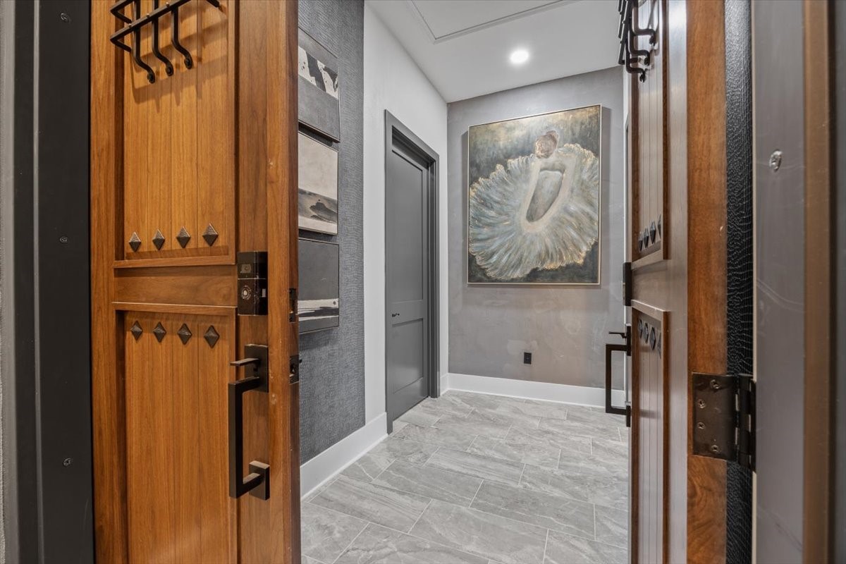 1645 SW Magazine Road 302