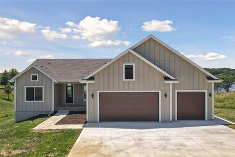 29727 N Bay Court Moravia IA 52571