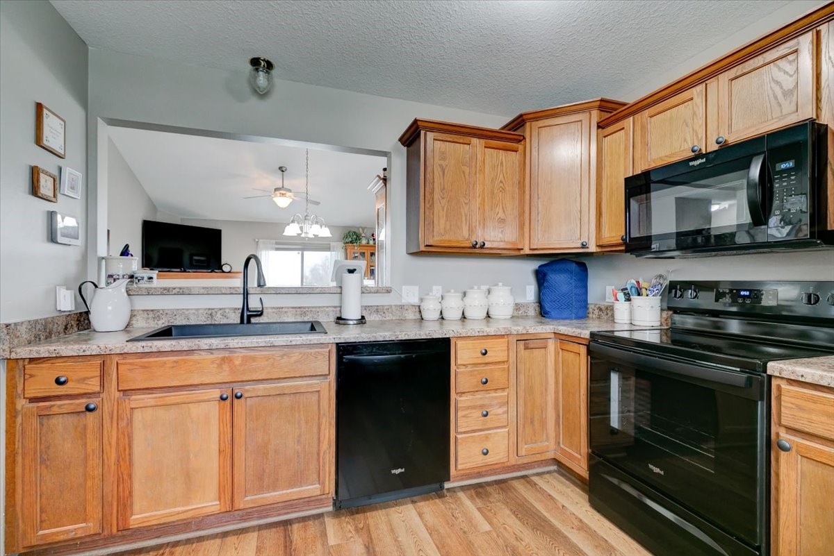 256 Southern Prairie Drive, Madrid, Iowa image 4