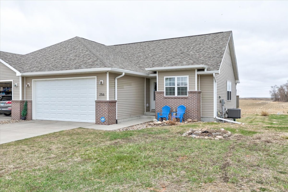 256 Southern Prairie Drive, Madrid, Iowa image 1