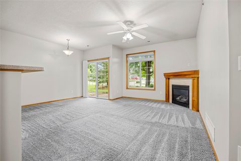 Condo For Sale - 3400 SE Glenstone Drive #4<br/> Grimes, IA 50111