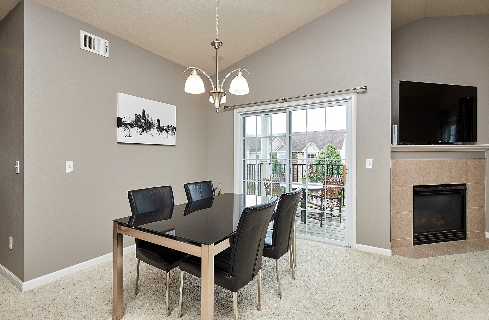 6255 Beechtree Drive #1302, West Des Moines, Iowa image 13