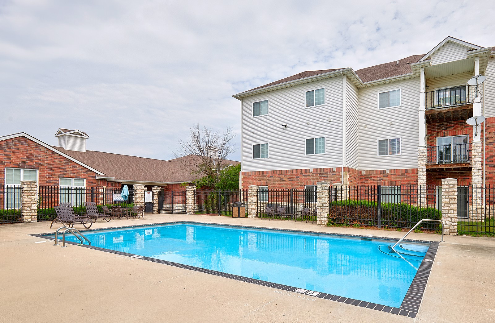 6255 Beechtree Drive #1302, West Des Moines, Iowa image 8