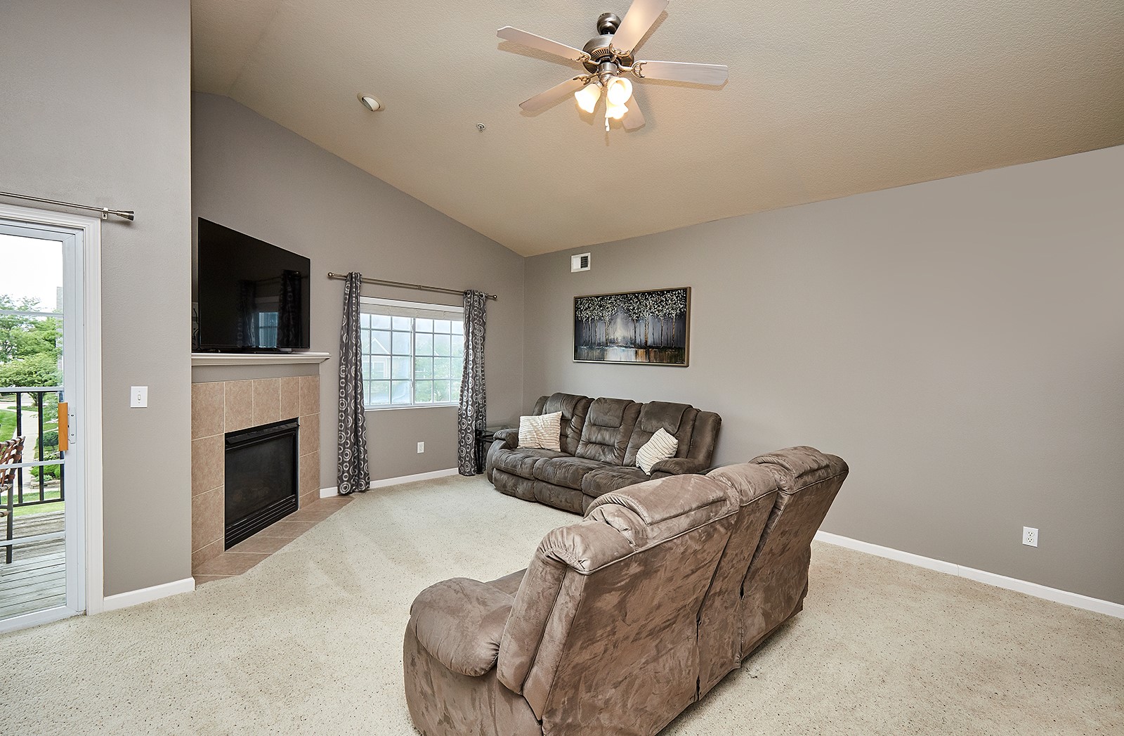 6255 Beechtree Drive #1302, West Des Moines, Iowa image 12