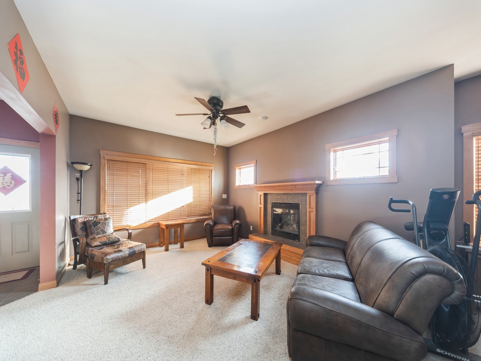 8402 Long Meadow Lane, Johnston, Iowa image 9