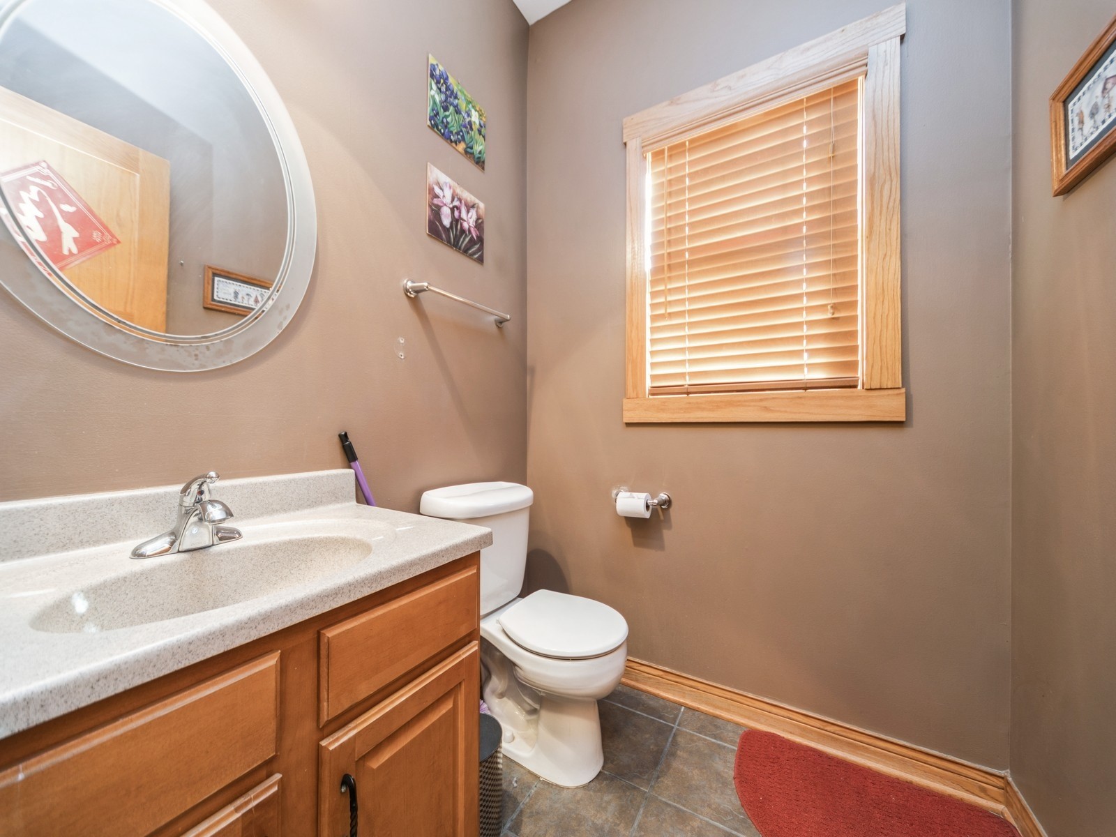 8402 Long Meadow Lane, Johnston, Iowa image 10