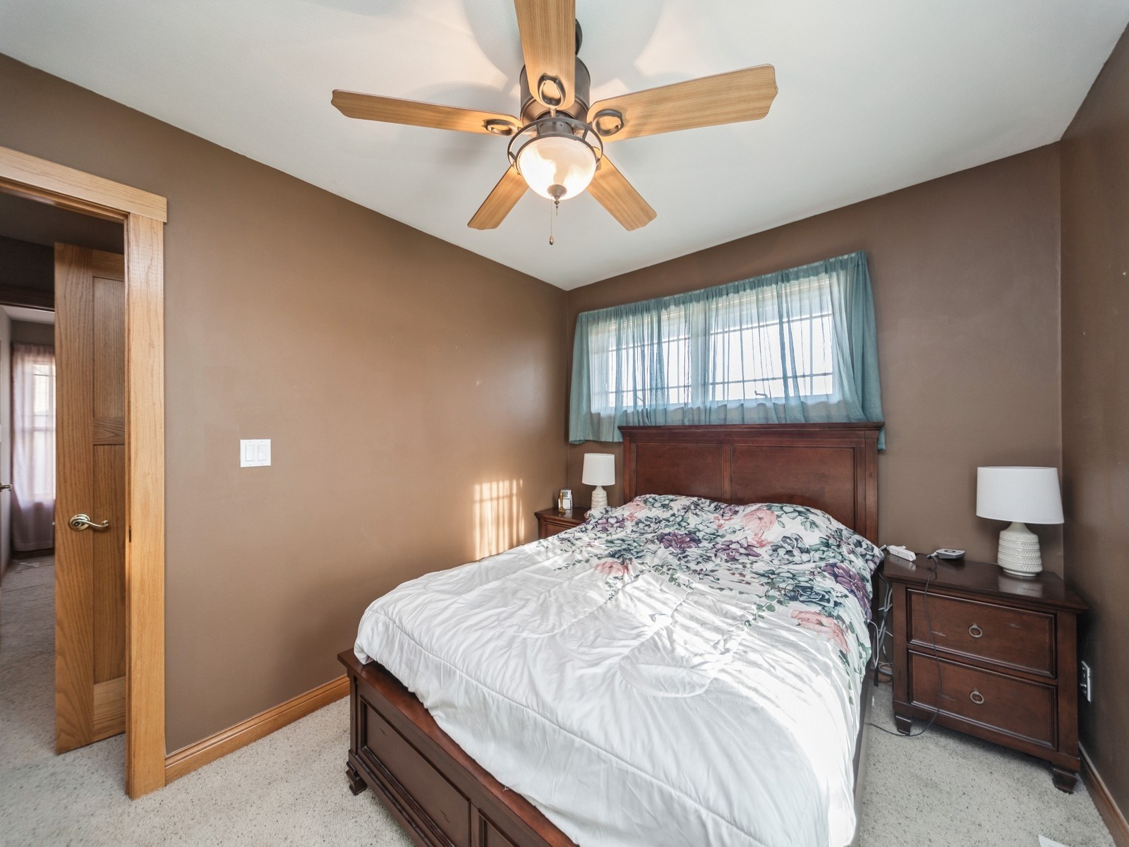 8402 Long Meadow Lane, Johnston, Iowa image 18