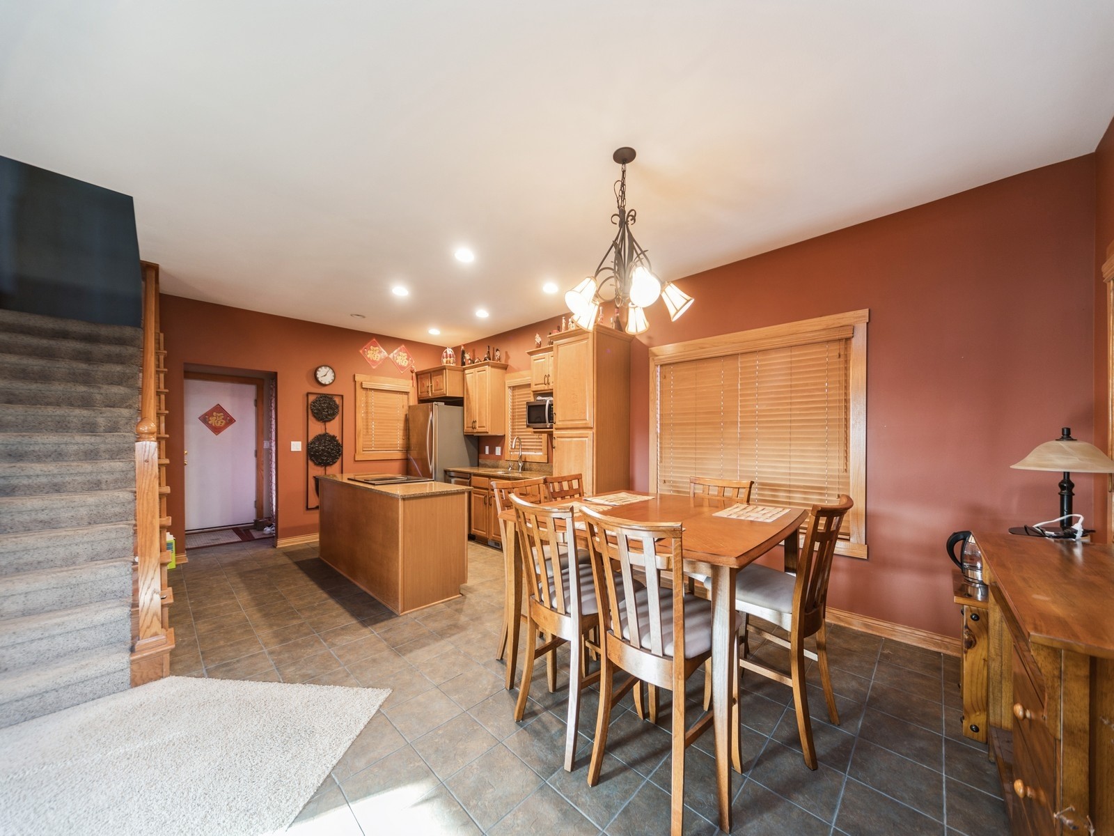 8402 Long Meadow Lane, Johnston, Iowa image 4
