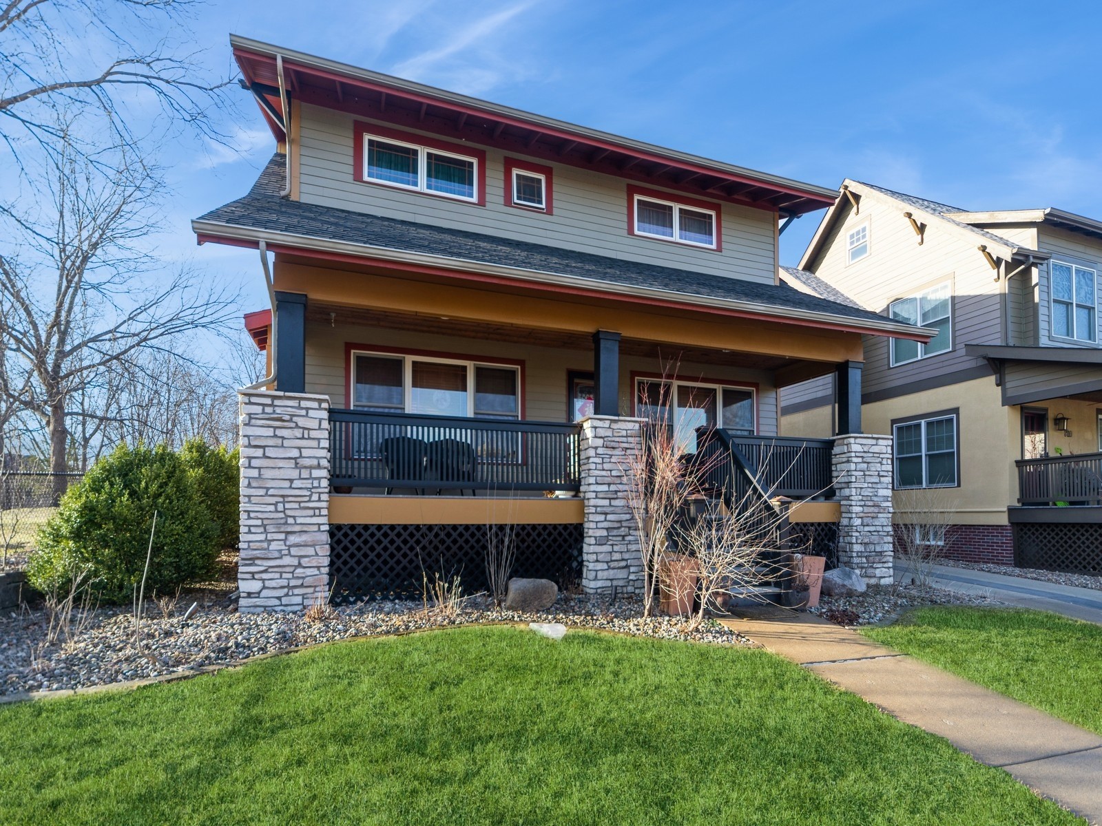 8402 Long Meadow Lane, Johnston, Iowa image 2