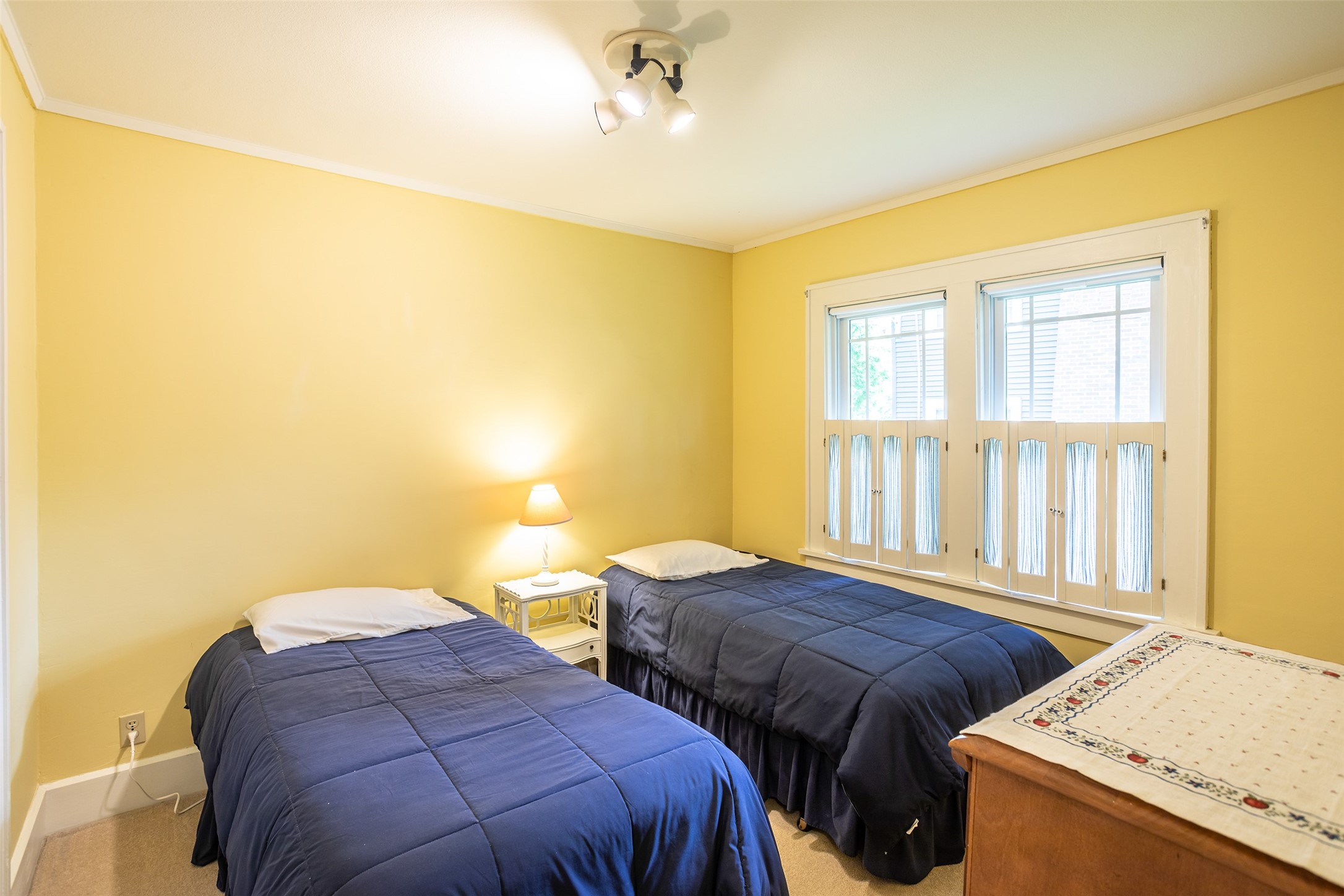 5841 Waterbury Circle, Des Moines, Iowa image 13