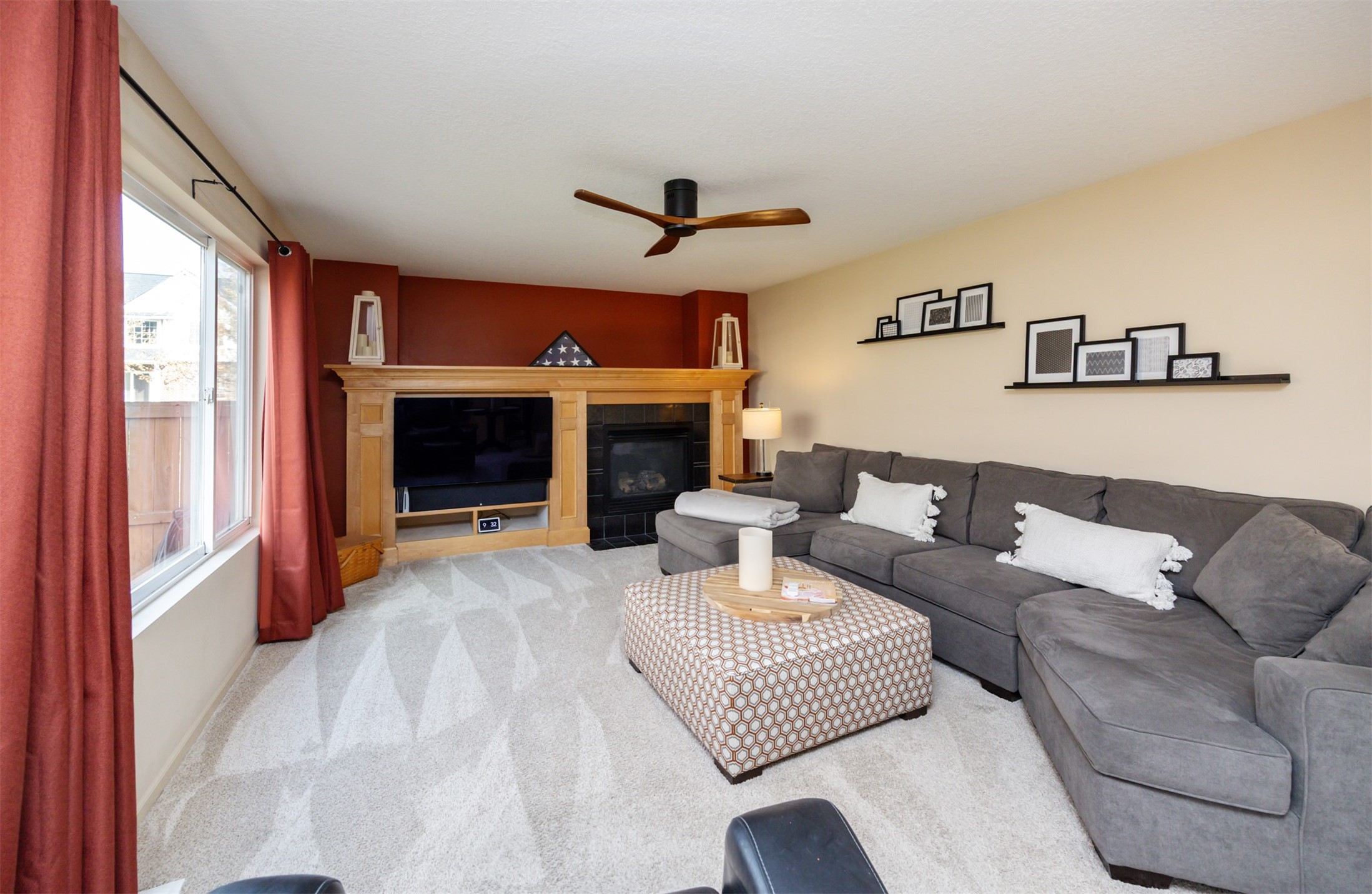 9128 Cowden Drive, Johnston, Iowa image 11