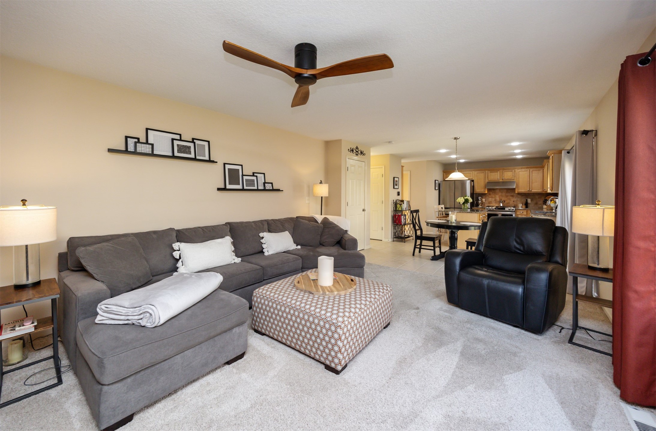 9128 Cowden Drive, Johnston, Iowa image 9