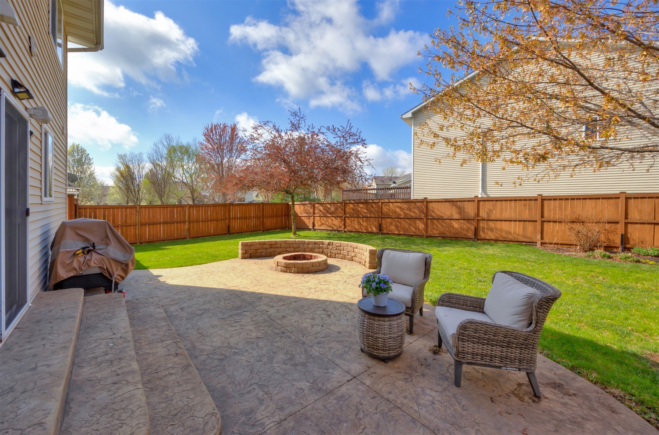 9128 Cowden Drive, Johnston, Iowa image 30