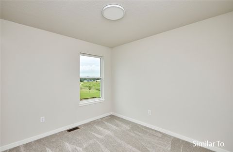 Condominium in Urbandale IA 5510 167th Street 19.jpg