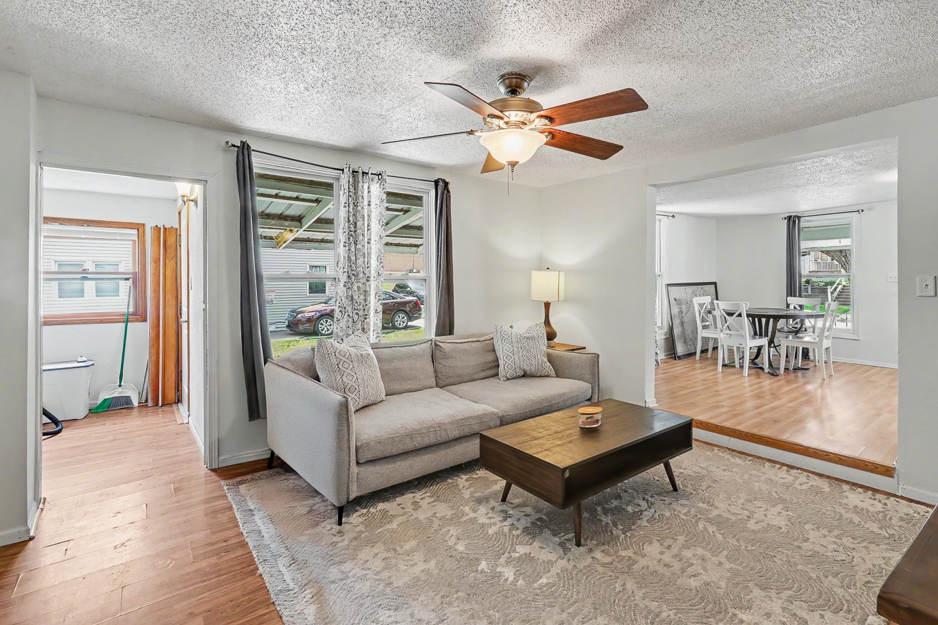 438 N 4th Street