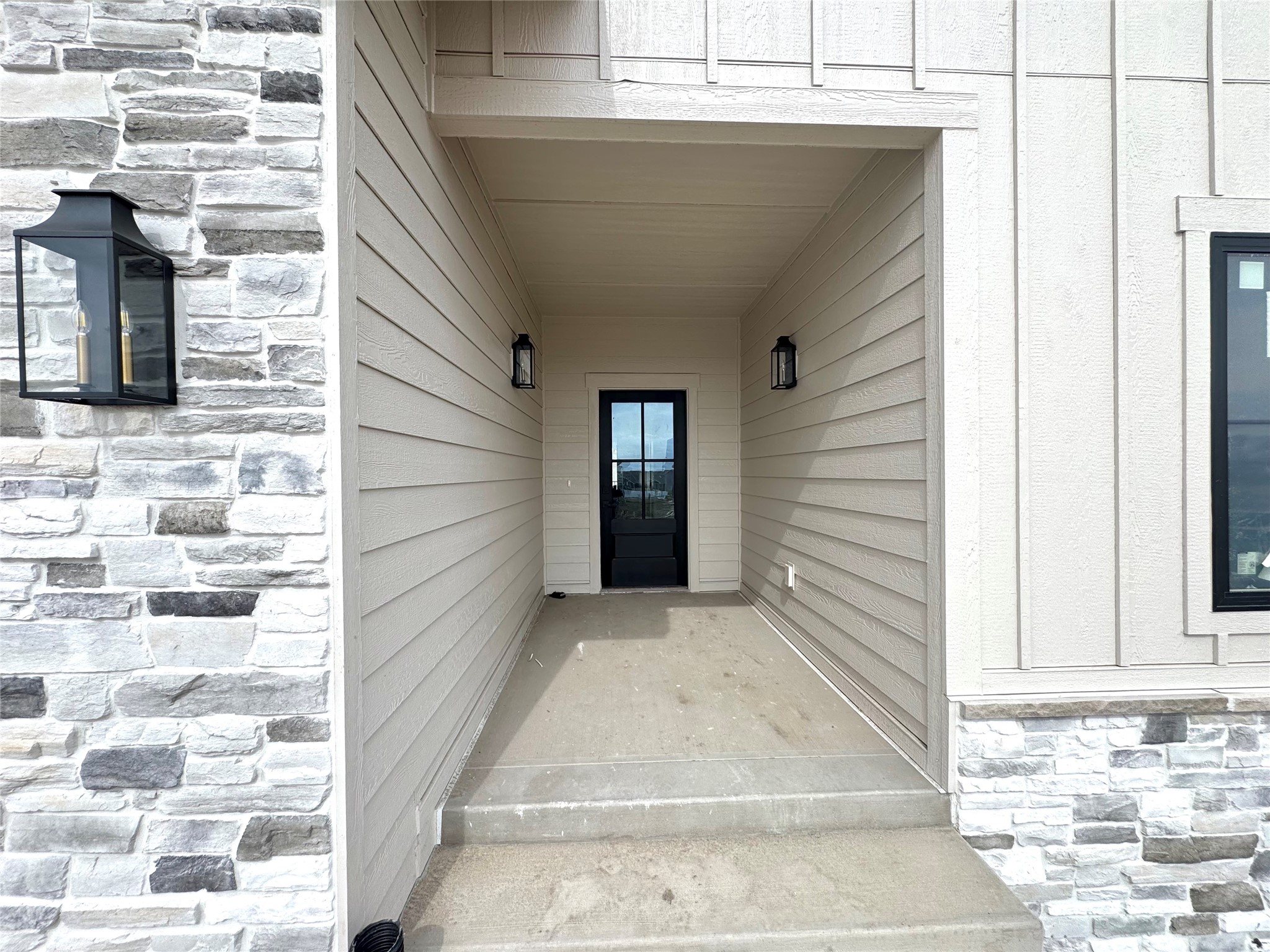 265 NW Copperleaf Court