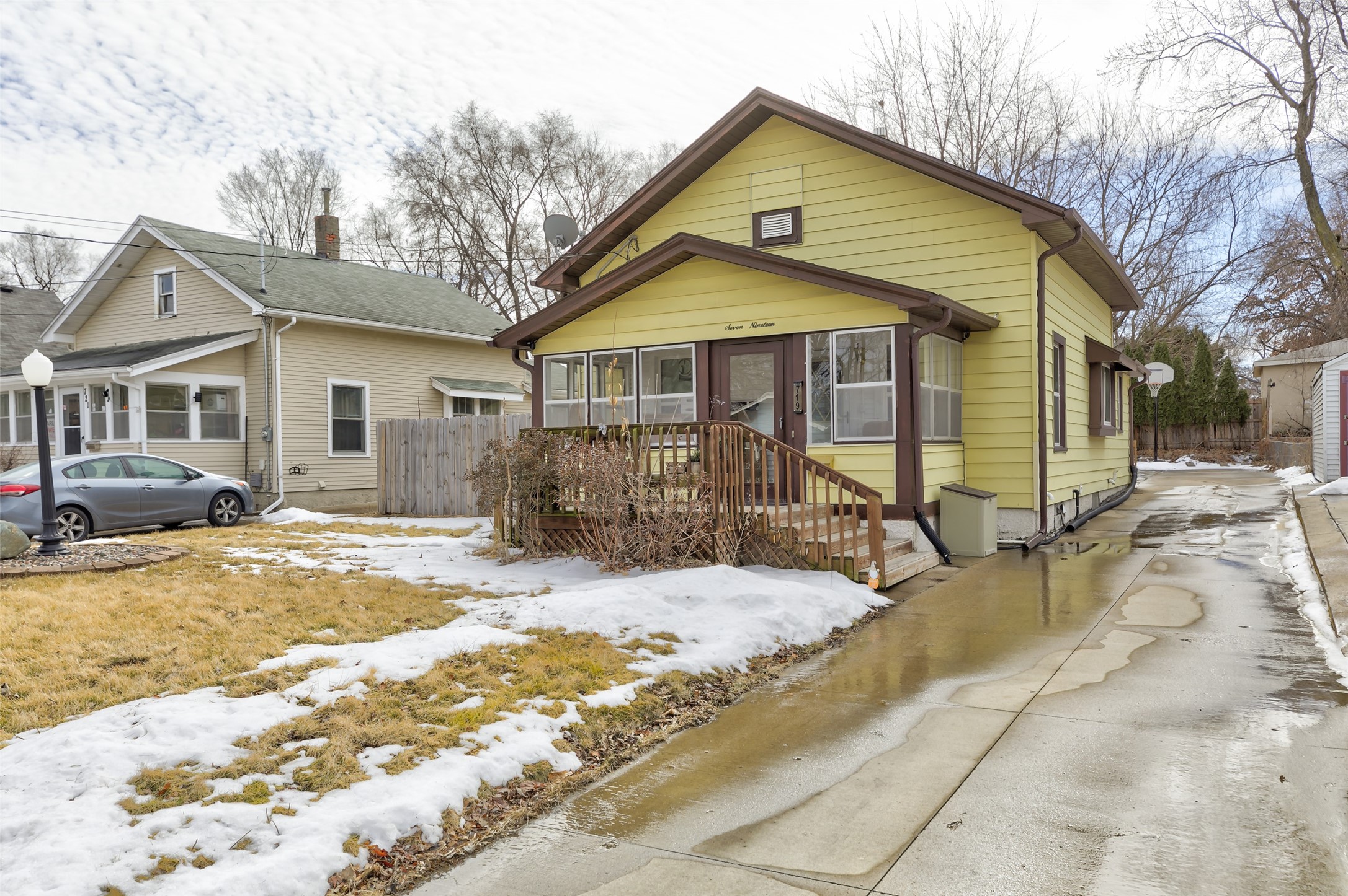 10211 NW 68th Avenue, Johnston, Iowa image 1