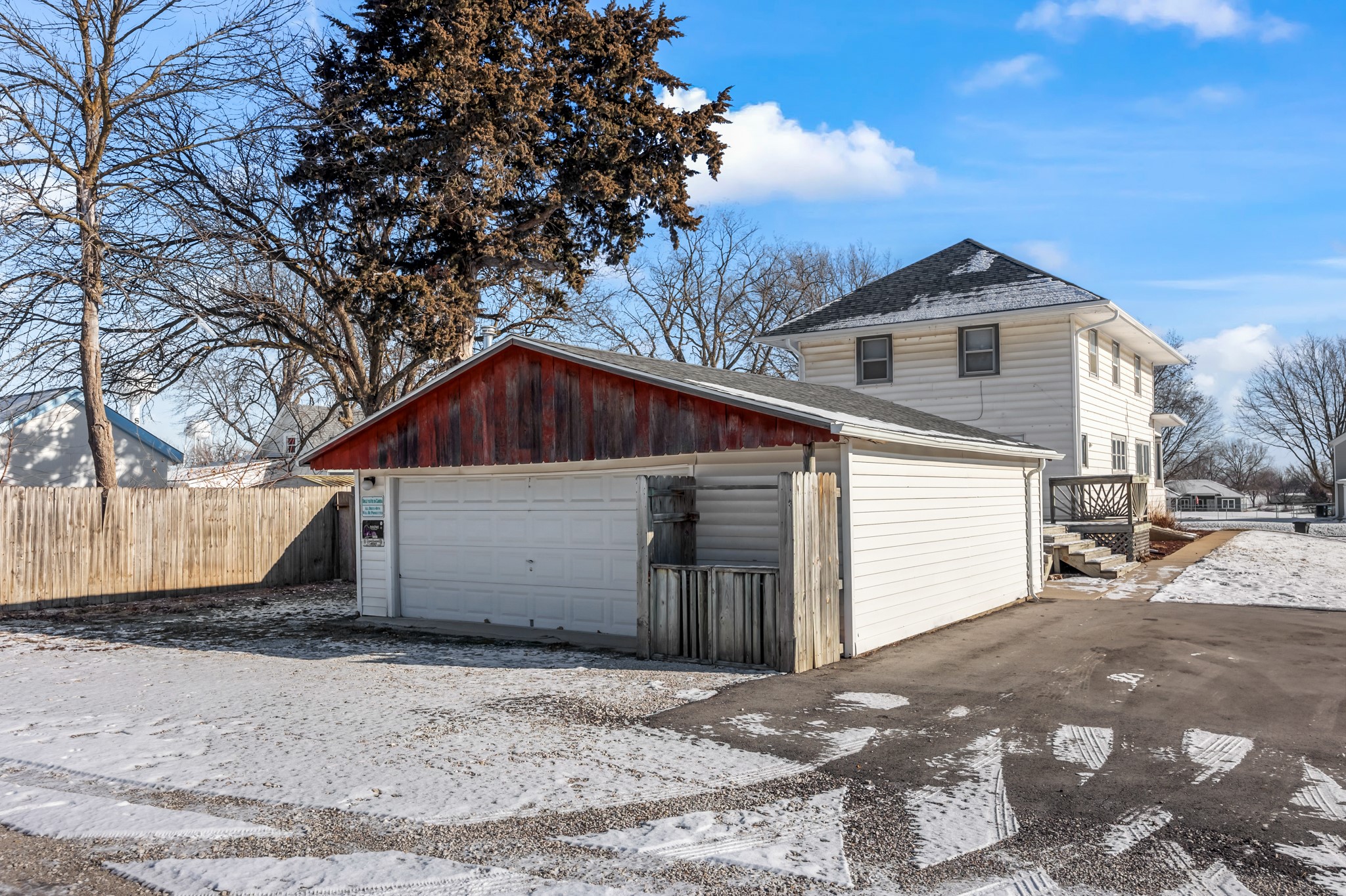 412 S Division Street, Stuart, Iowa image 31