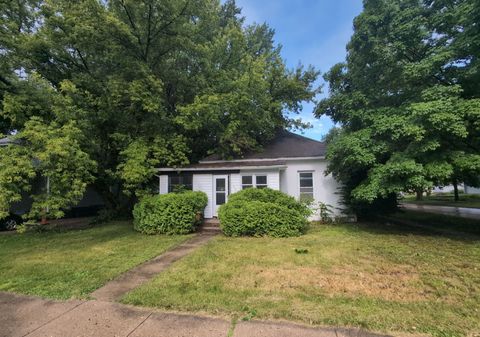 Homes For Sale - 1627 Crawford Street<br/> Boone, IA 50036