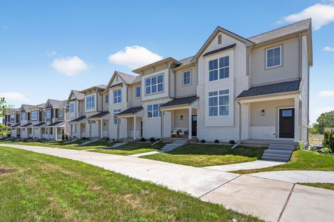 Condo For Sale - 1477 SE Superior Lane<br/> Waukee, IA 50263