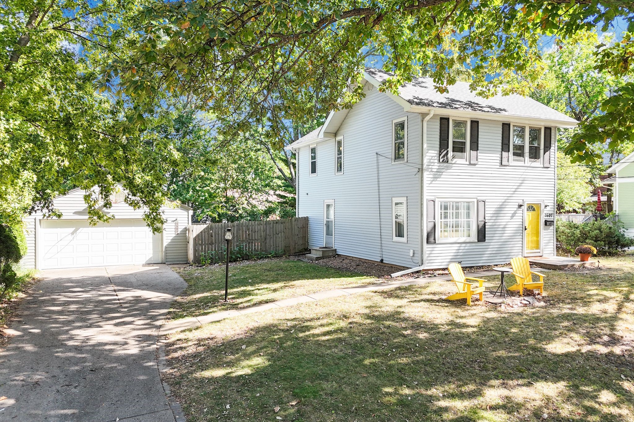 1607 38th Street, Des Moines, Iowa image 2