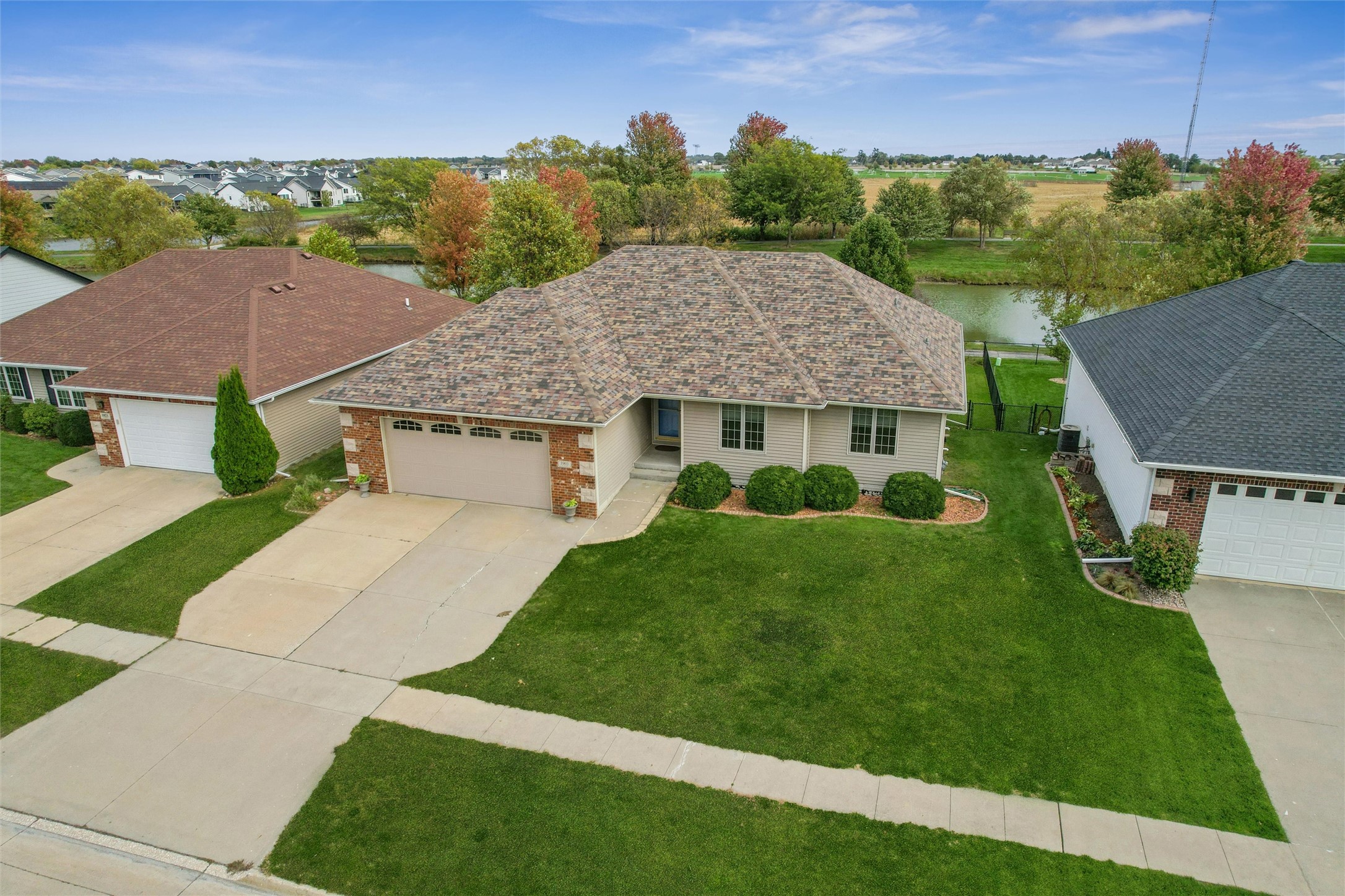 Altoona, Iowa 50009, United States, 3 Bedrooms Bedrooms, ,2 BathroomsBathrooms,Residential,Active,232852