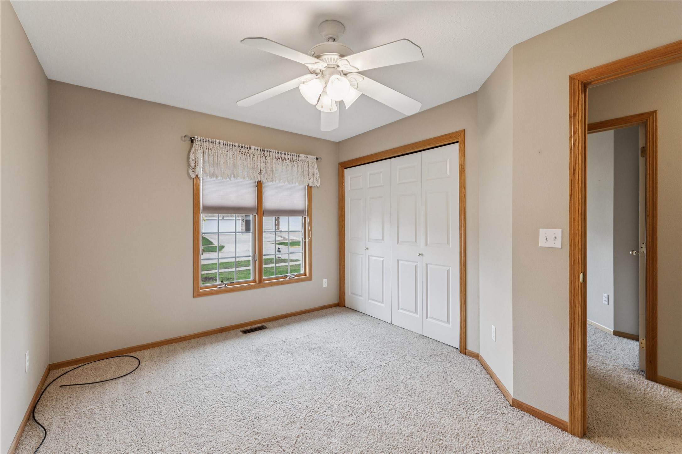 Altoona, Iowa 50009, United States, 3 Bedrooms Bedrooms, ,2 BathroomsBathrooms,Residential,Active,232852