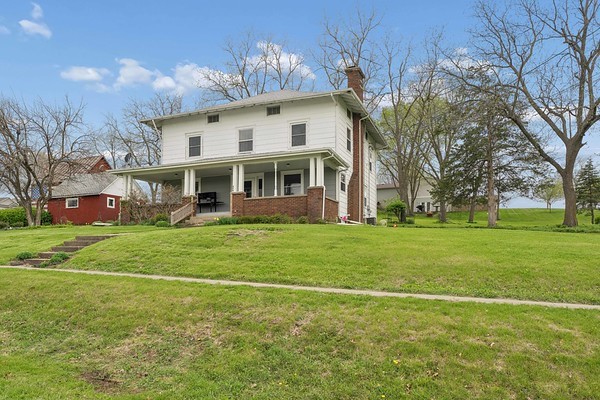 606 East Street