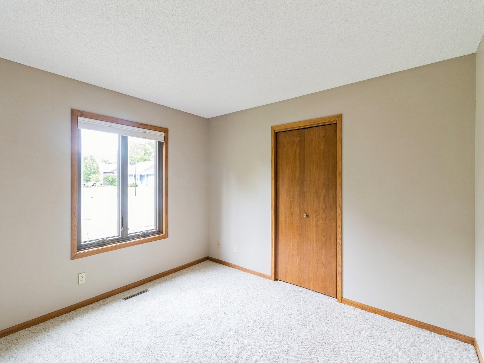 3721 Fletcher Boulevard, Ames, Iowa image 13