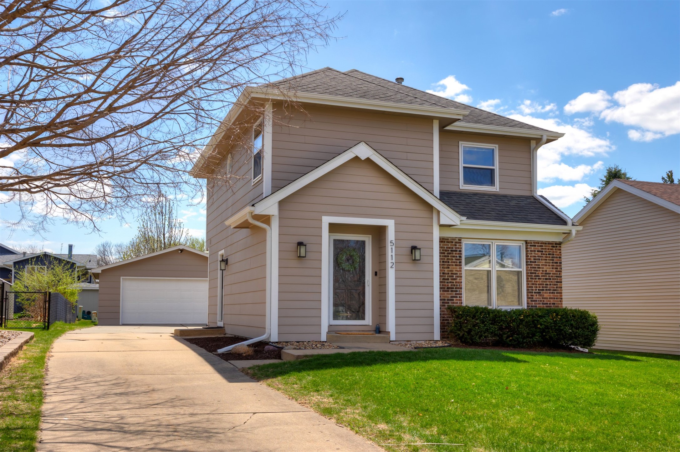 5112 Westwood Drive, West Des Moines, Iowa image 1