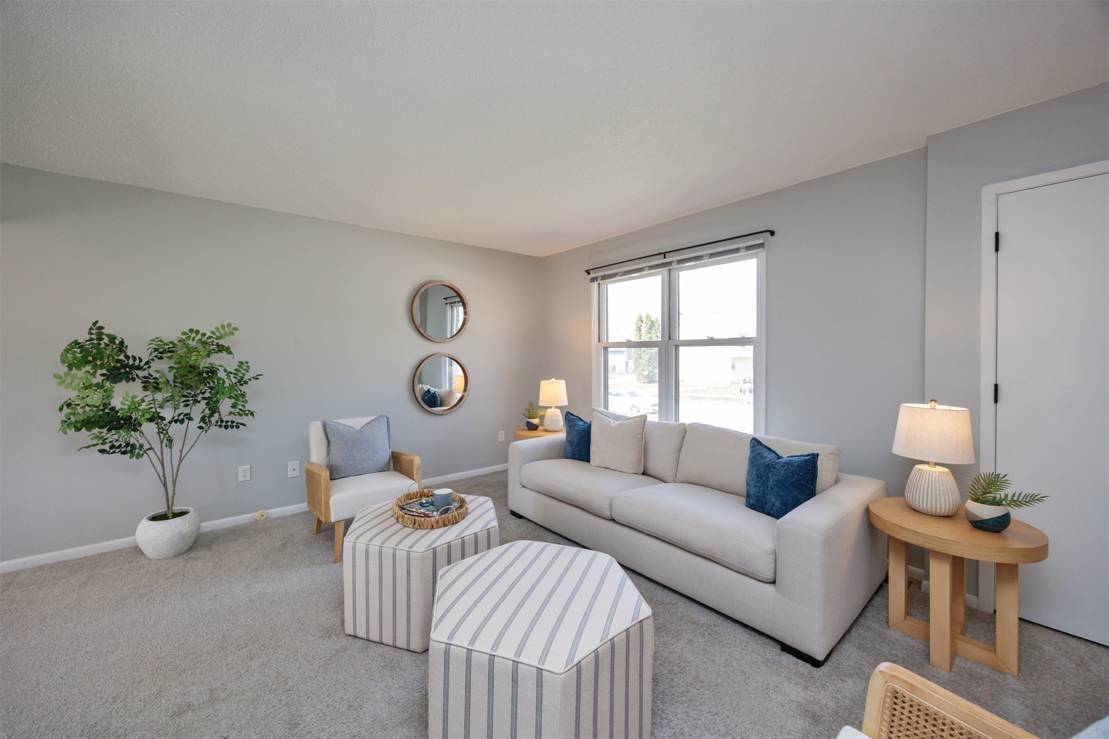5112 Westwood Drive, West Des Moines, Iowa image 7