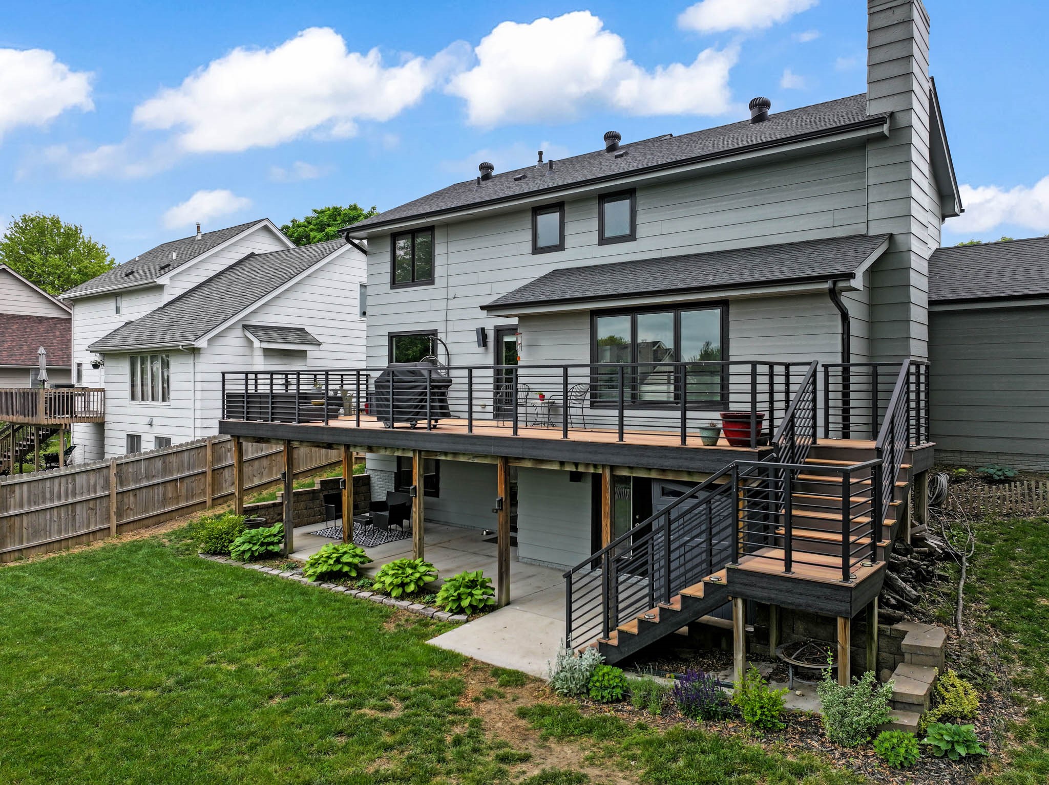 163 56th Place, West Des Moines, Iowa image 2