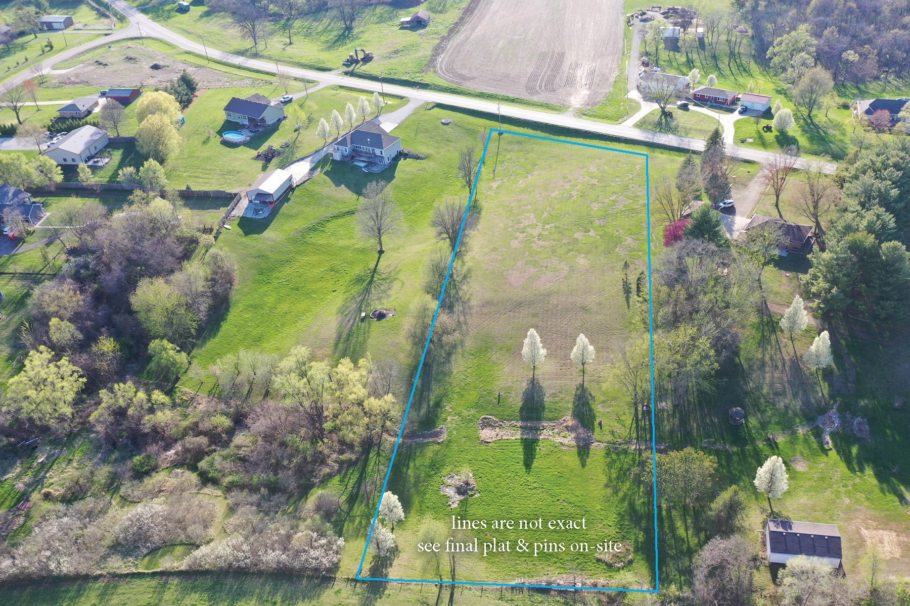4563 SE Powers Drive, Runnells, Iowa image 2