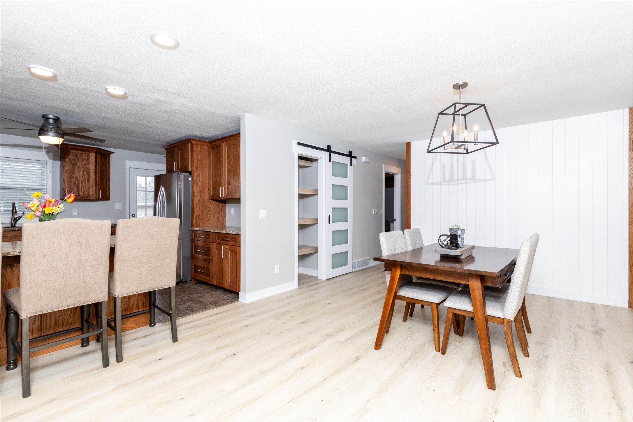 617 Roosevelt Street