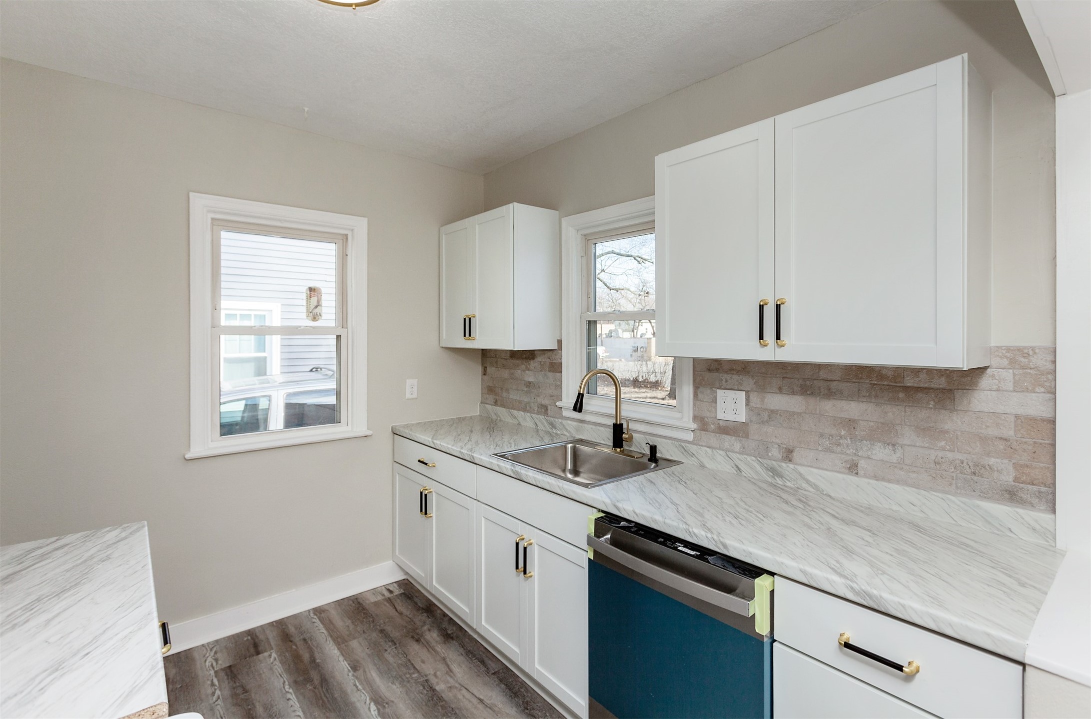 4140 Cambridge Street, Des Moines, Iowa image 11