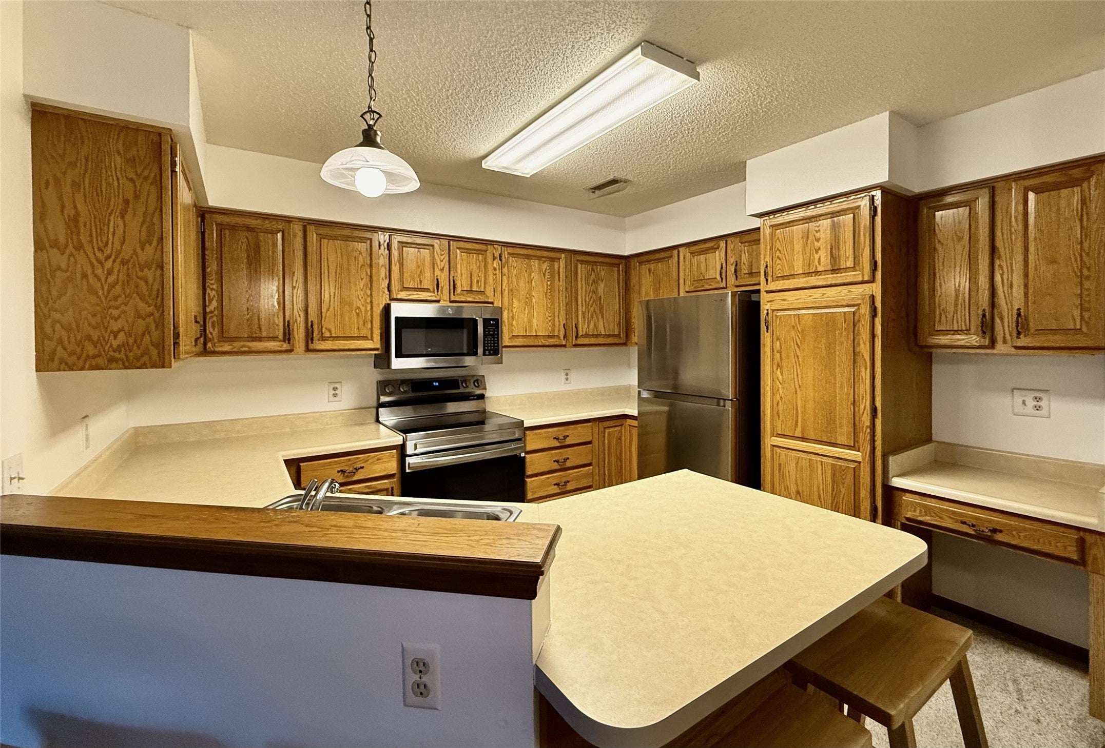 401 SE Delaware Avenue 205