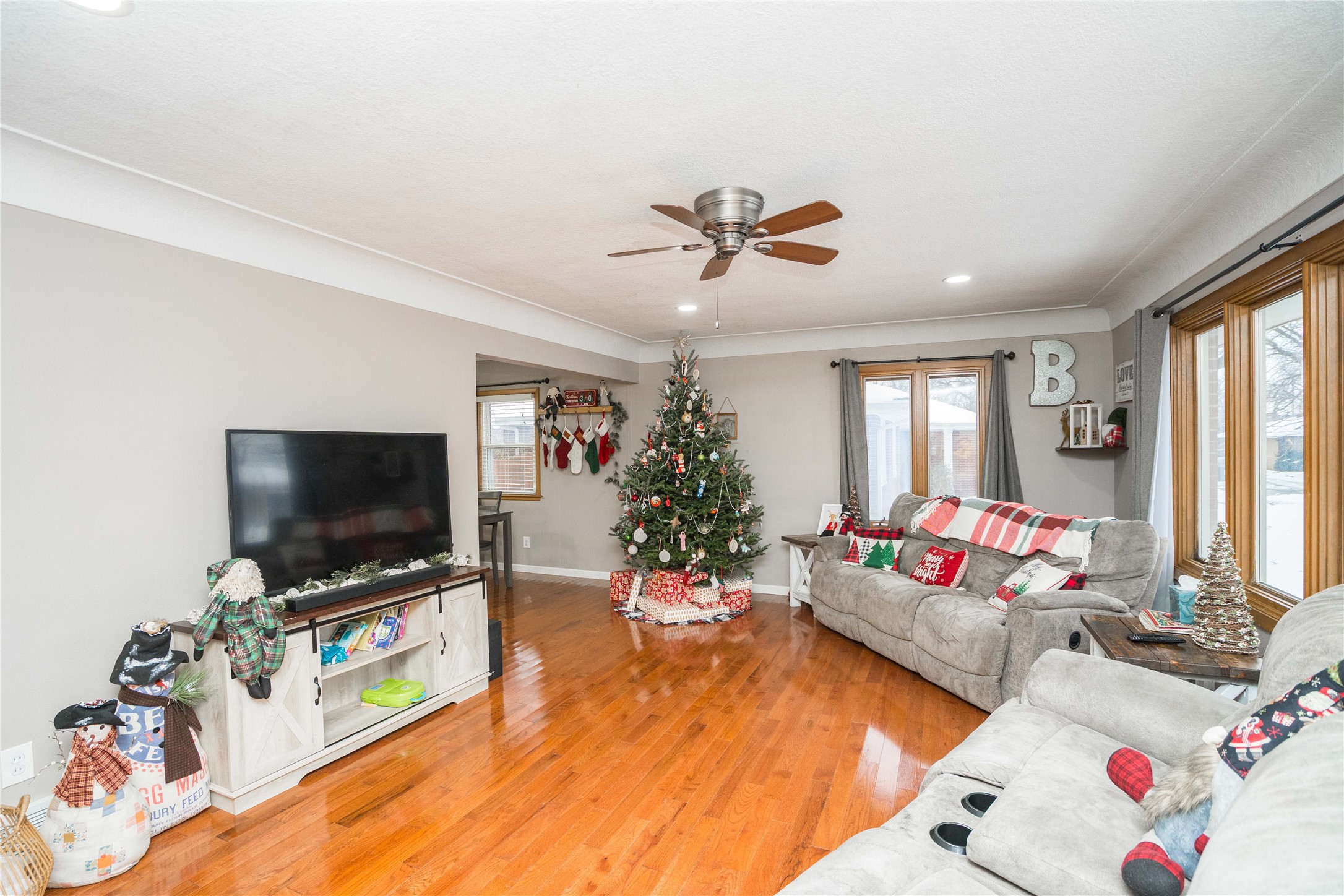 112 NW Des Moines Street