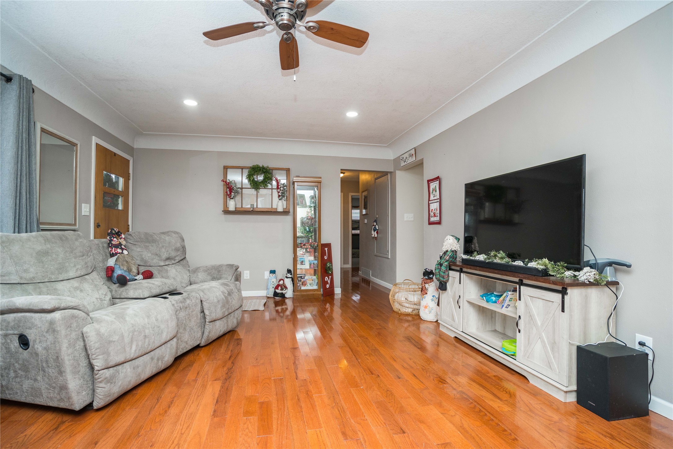 112 NW Des Moines Street