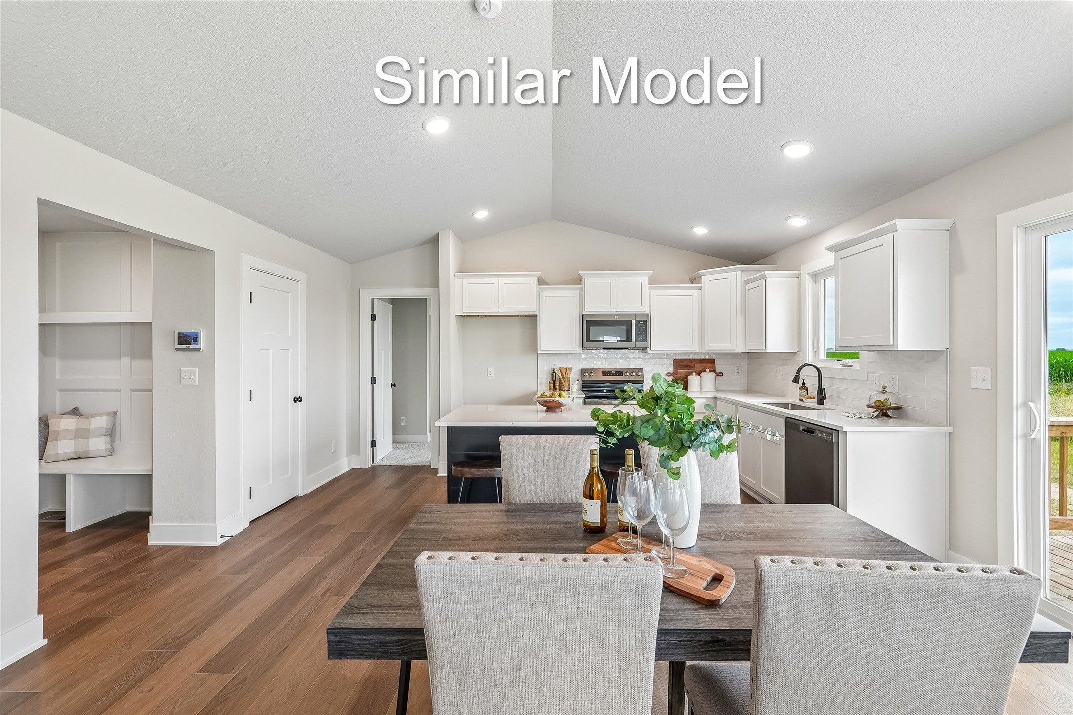 2208 Redwood Street