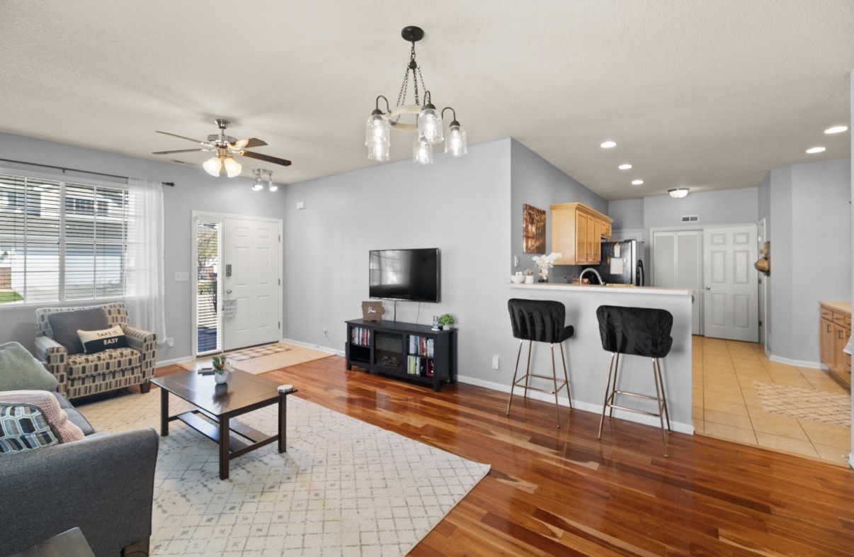 852 SE Mulberry Lane